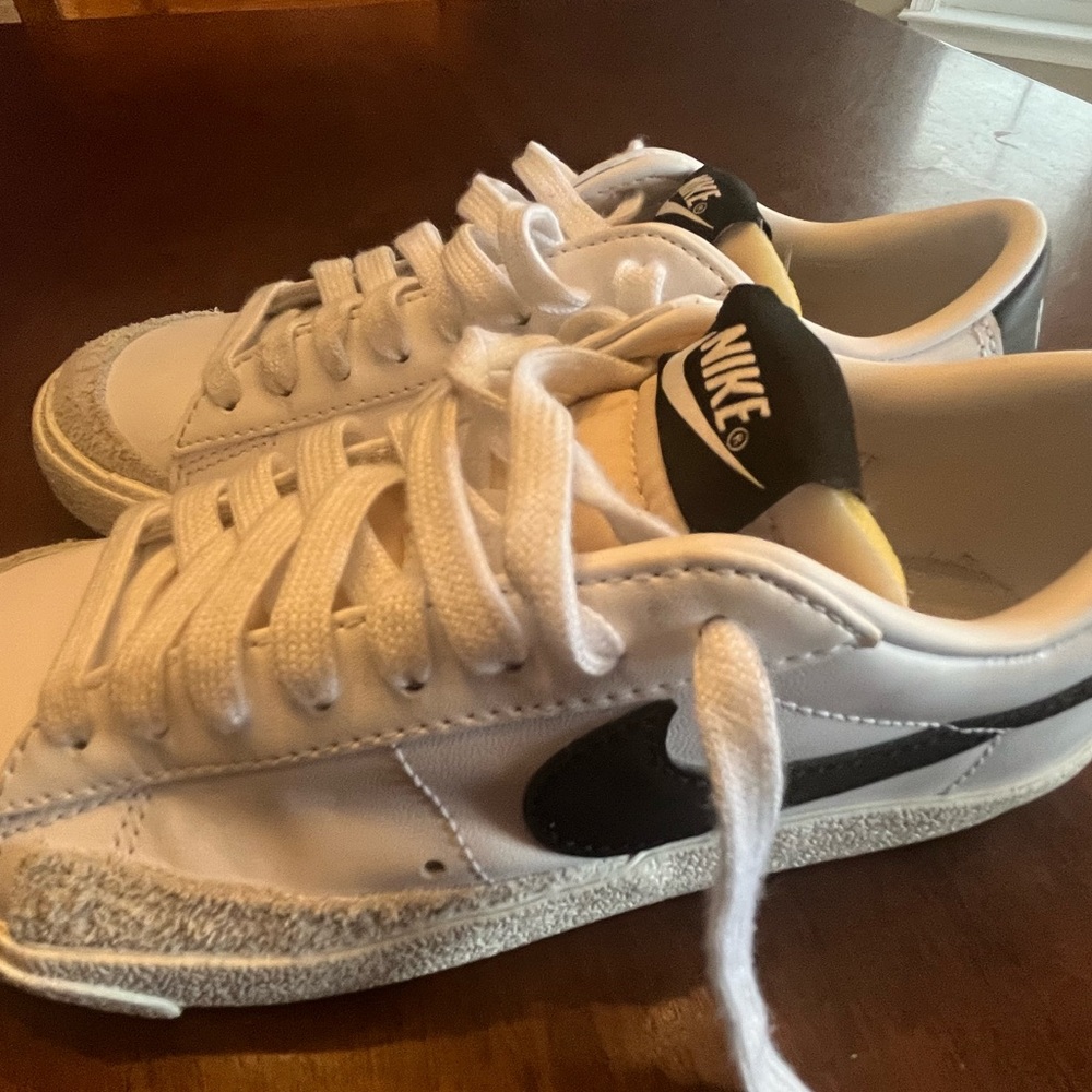 Nike Blazers Low ‘77